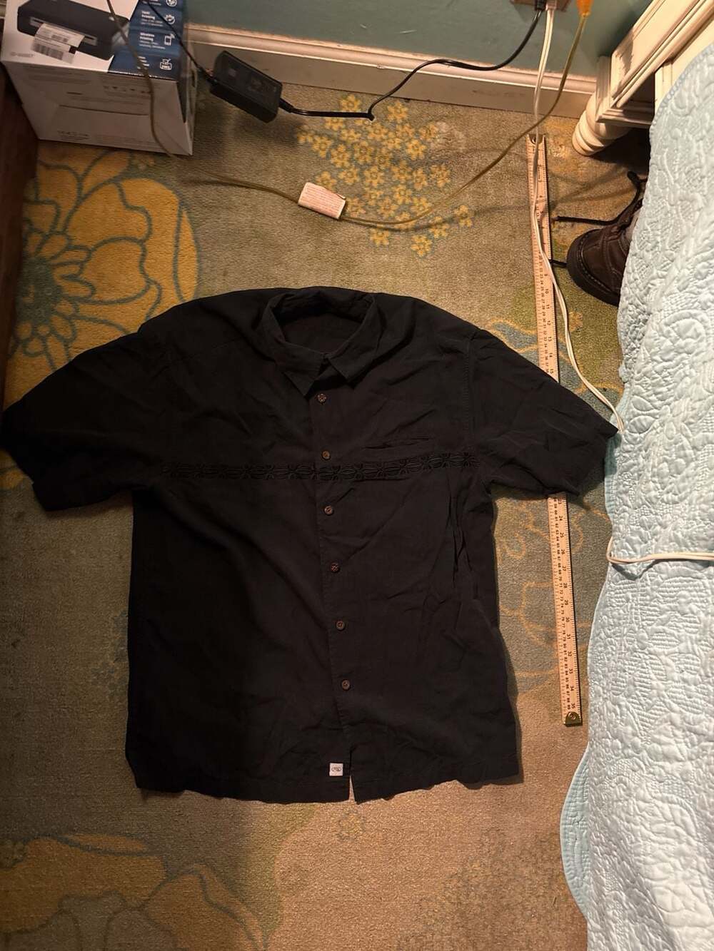 Quiksilver Edition Men's Comfort Fit Embroidered Chest Band Short Sleeve Button